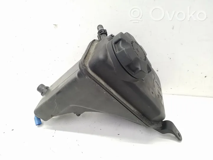 BMW X1 E84 Vase d'expansion / réservoir de liquide de refroidissement 17137607482