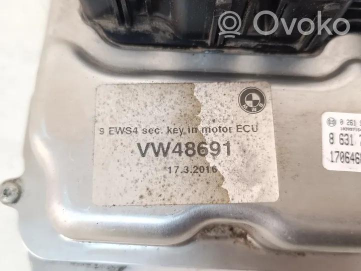 BMW X1 E84 Variklio valdymo blokas 8631728
