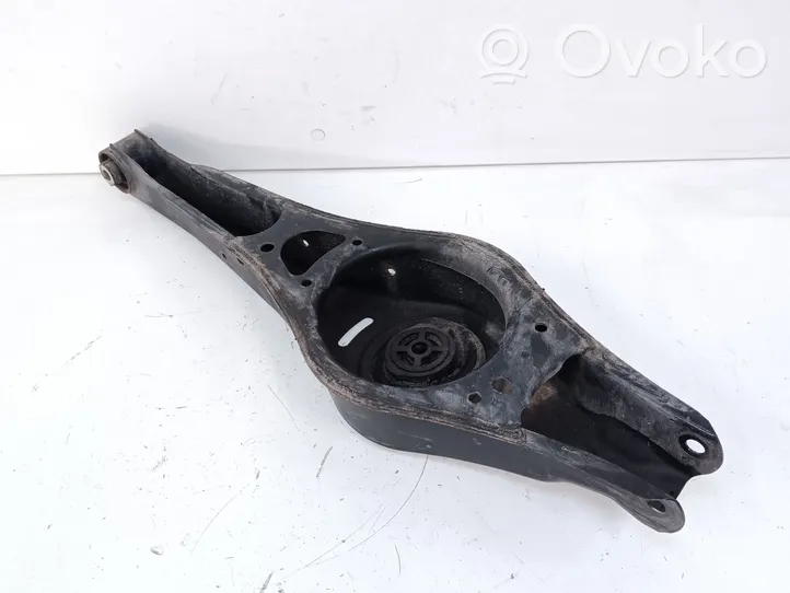 Volkswagen Tiguan Triangle bras de suspension supérieur arrière 1K0505371