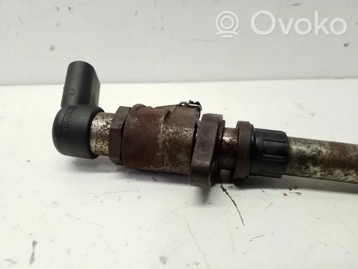 Ford Kuga I Injecteur de carburant 9657144580