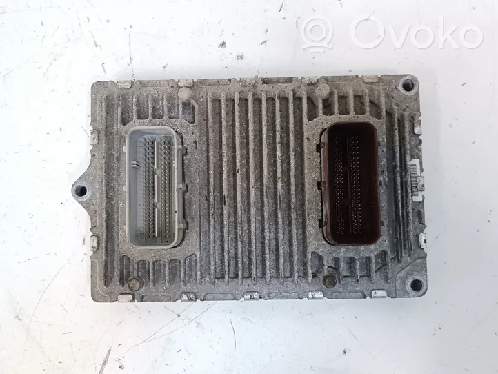 Dodge Grand Caravan Sterownik / Moduł ECU P05150724AC