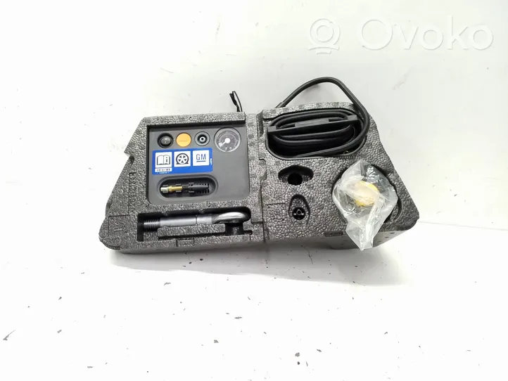 Opel Meriva B Compressore pneumatico 328912134