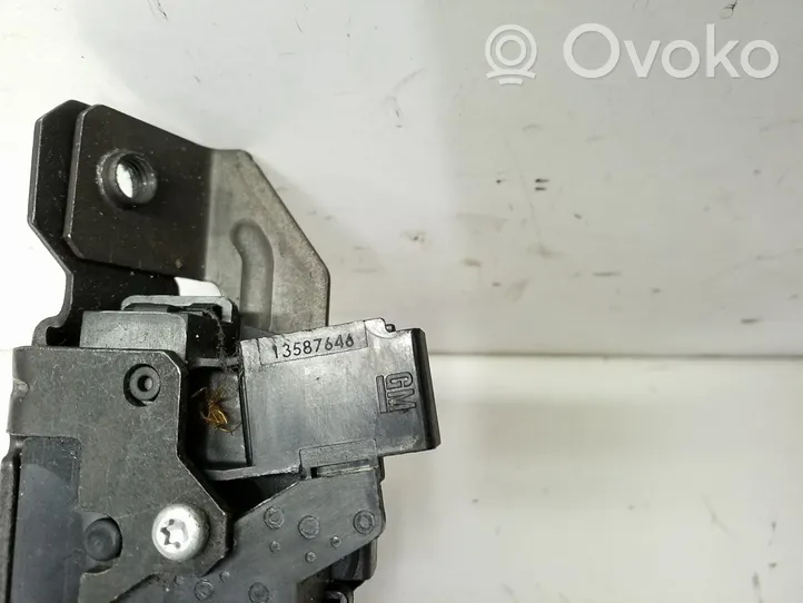 Opel Astra J Tailgate/trunk/boot lock/catch/latch 13587646