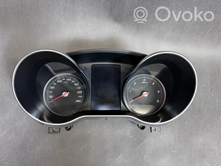Mercedes-Benz V Class W447 Speedometer (instrument cluster) A4479001106