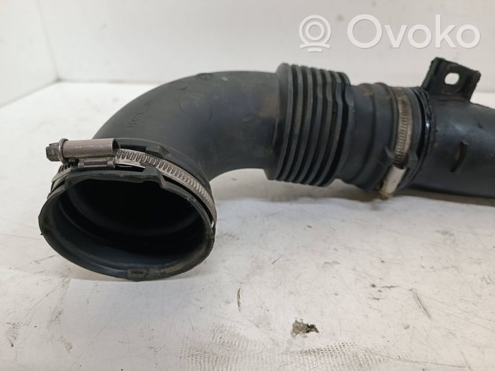 Citroen C5 Air intake hose/pipe 9683956980