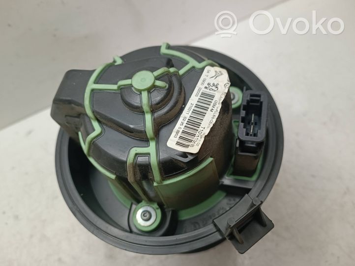 Citroen DS4 Ventola riscaldamento/ventilatore abitacolo T1011131B