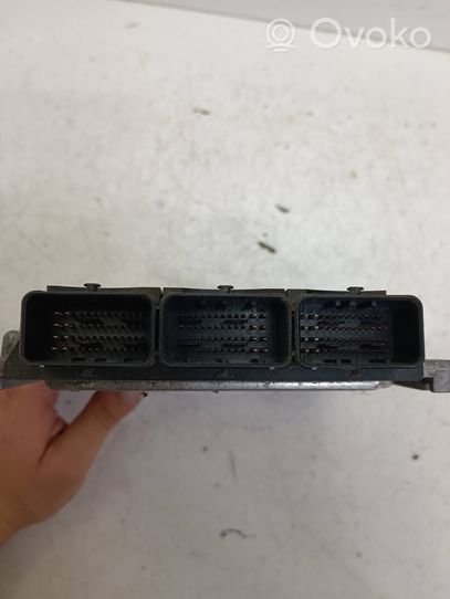 Peugeot 4007 Dzinēja vadības bloks 9665465280