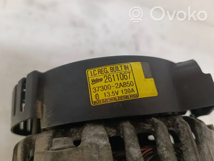 KIA Sportage Alternador 373002A850