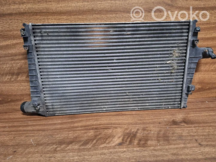 Audi A6 Allroad C5 Chłodnica powietrza doładowującego / Intercooler 4B0145805F