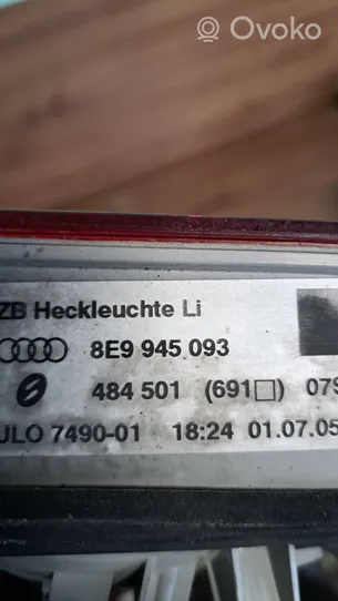 Audi A4 S4 B7 8E 8H Feux arrière sur hayon 8E9945093