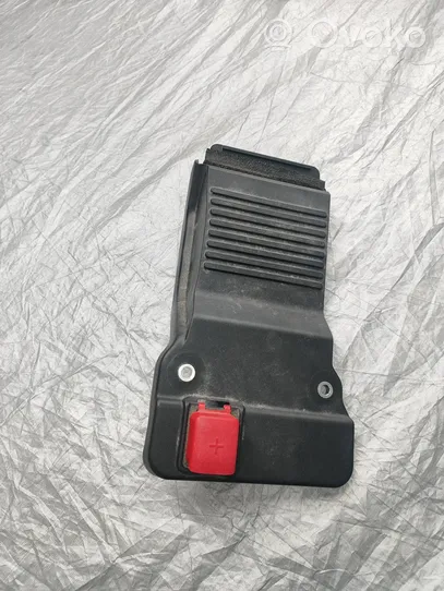 Volvo S60 Couvercle de boîtier de batterie 31651455