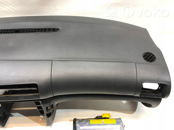 Skoda Superb B5 (3U) Set airbag con pannello 3U1857002