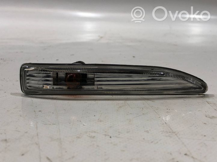 BMW 7 E65 E66 Indicatore di direzione anteriore 