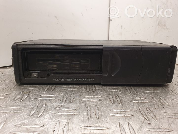 Ford Mondeo MK IV CD/DVD changer 7S7T18C830AA