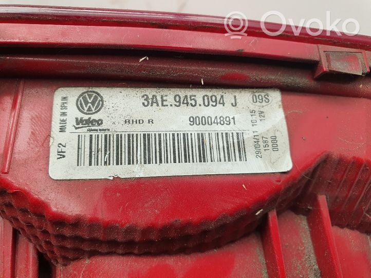 Volkswagen PASSAT B7 Luci posteriori del portellone del bagagliaio 3AE945094J