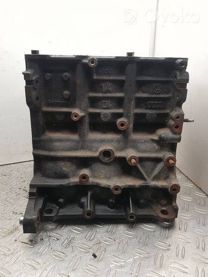 Seat Ibiza IV (6J,6P) Engine block 045103021R