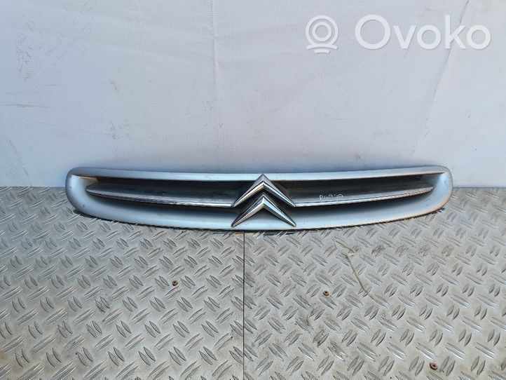 Citroen Xsara Picasso Front bumper upper radiator grill 9631507477