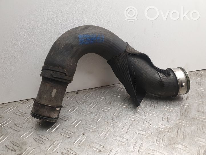 Volkswagen Touareg I Tube d'admission de tuyau de refroidisseur intermédiaire 7L6145822B