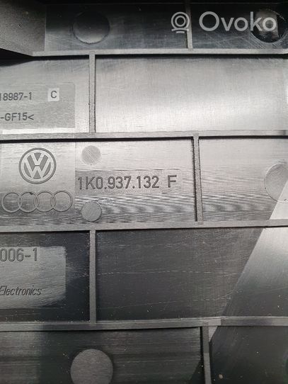 Volkswagen Golf V Coperchio scatola dei fusibili 1K0937132F