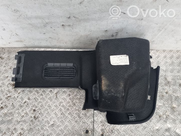 Audi A4 S4 B7 8E 8H Rivestimento pannello laterale del bagagliaio/baule 8H0863888