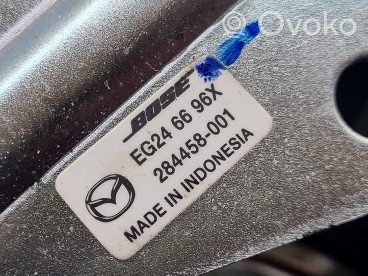 Mazda CX-7 Enceinte de plage arrière EG246696X