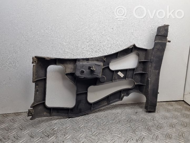 Citroen C4 Grand Picasso Takapuskurin kannake 9654501280