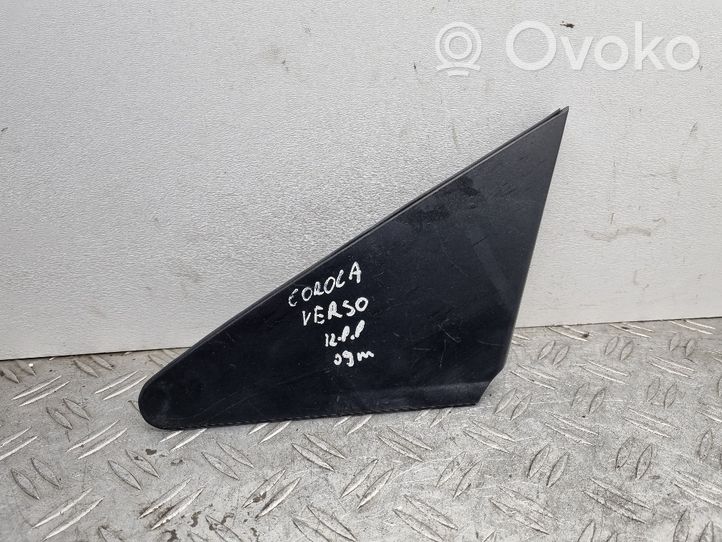 Toyota Corolla Verso AR10 Copertura in plastica per specchietti retrovisori esterni 601180F010