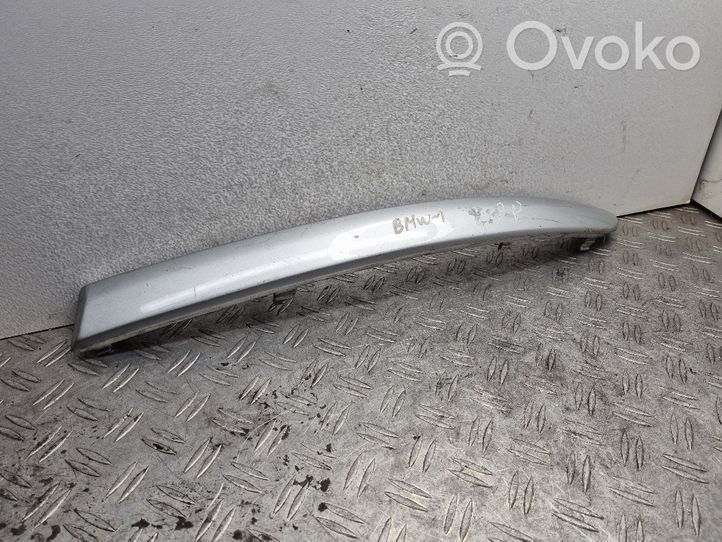 BMW 1 E81 E87 Modanatura della barra di rivestimento del paraurti anteriore 7124499