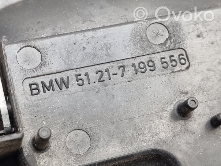 BMW X3 E83 Klamka/wspornik zewnętrzny drzwi przednich 7199556