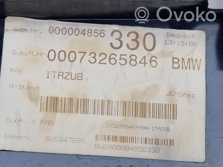 BMW X3 E83 Schowek deski rozdzielczej 291470