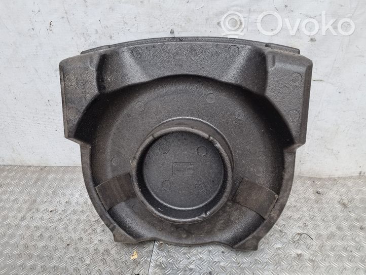 Opel Antara Tavaratilan pohjan paneeli 96662553