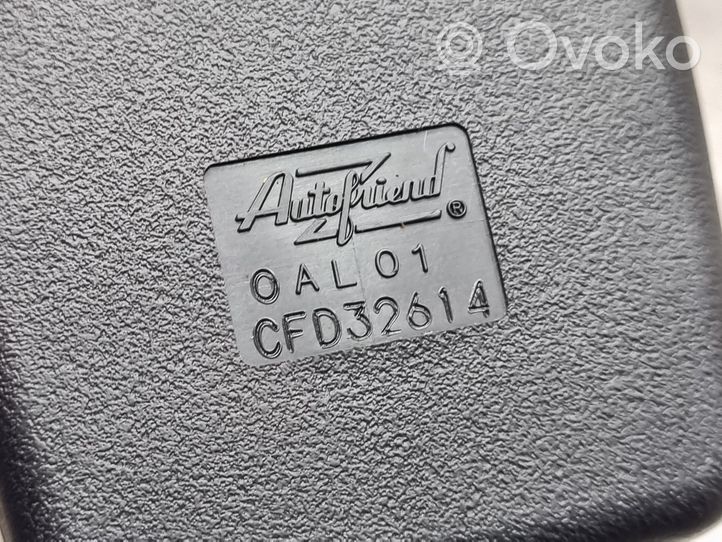 Mazda CX-5 Hebilla del cinturón de seguridad trasero 0AL01C