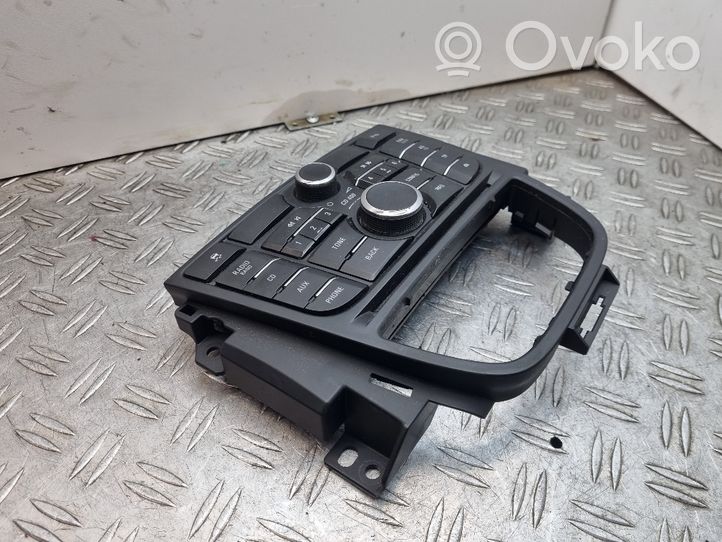 Opel Astra J Bedieneinheit Controller Multimedia 13360091