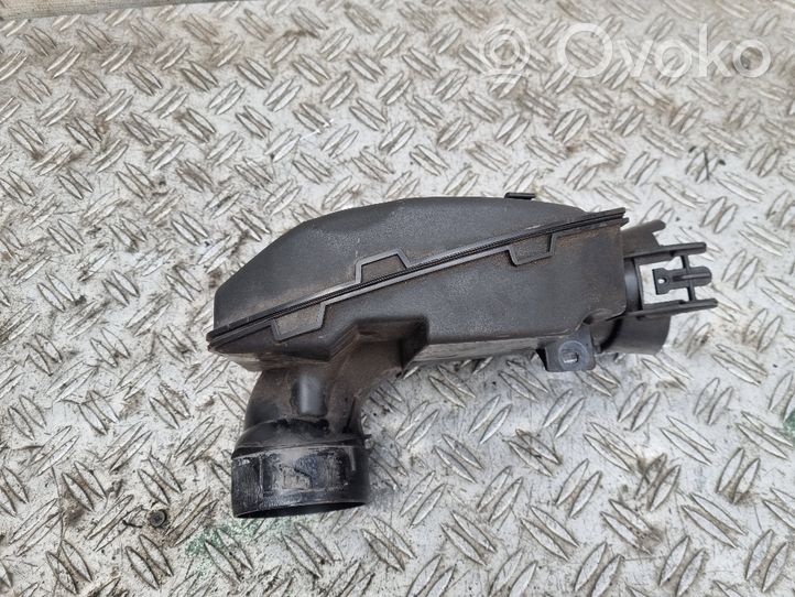 Citroen C3 Część rury dolotu powietrza 9683340180