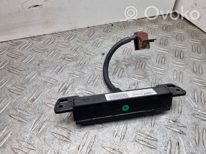 Peugeot 5008 Câble adaptateur AUX 9667112277