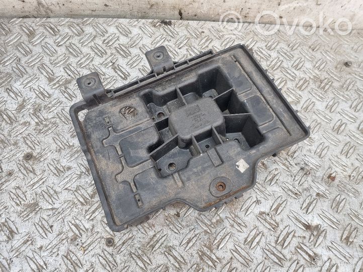 KIA Optima Boîte de batterie 371502T100