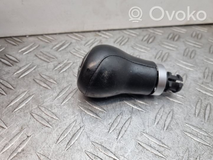 Audi A4 S4 B8 8K Revêtement pommeau de levier de vitesses cuir 