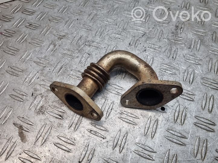 Volkswagen Tiguan Tuyau de raccordement solide EGR 03G131521AM