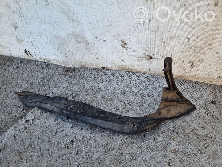 Audi Q7 4L Rivestimento dell’estremità del parafango 4L0821111