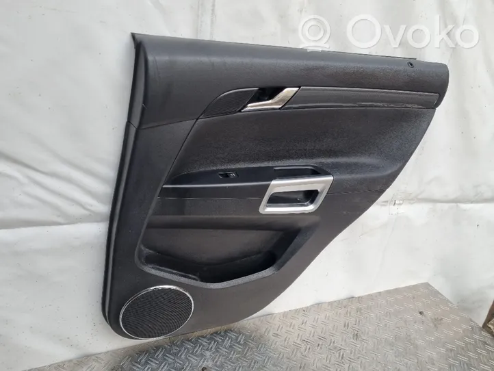 Opel Antara Rivestimento del pannello della portiera posteriore 96660864