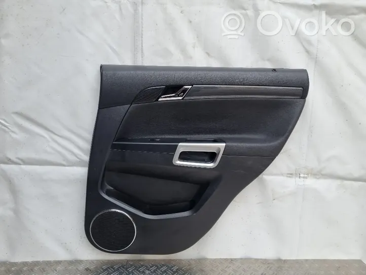 Opel Antara Rivestimento del pannello della portiera posteriore 96660864