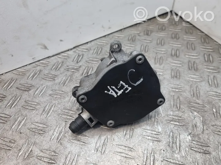 Volkswagen Jetta V Vacuum pump 07K145100C