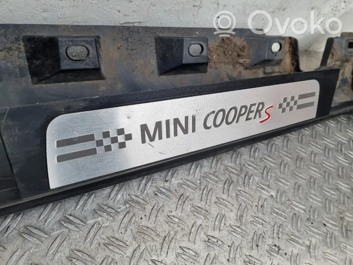 Mini Cooper Countryman R60 Kynnys 9801888