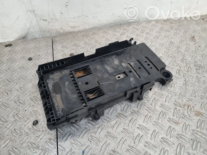 Ford Mondeo MK IV Vassoio batteria 6G9110723A