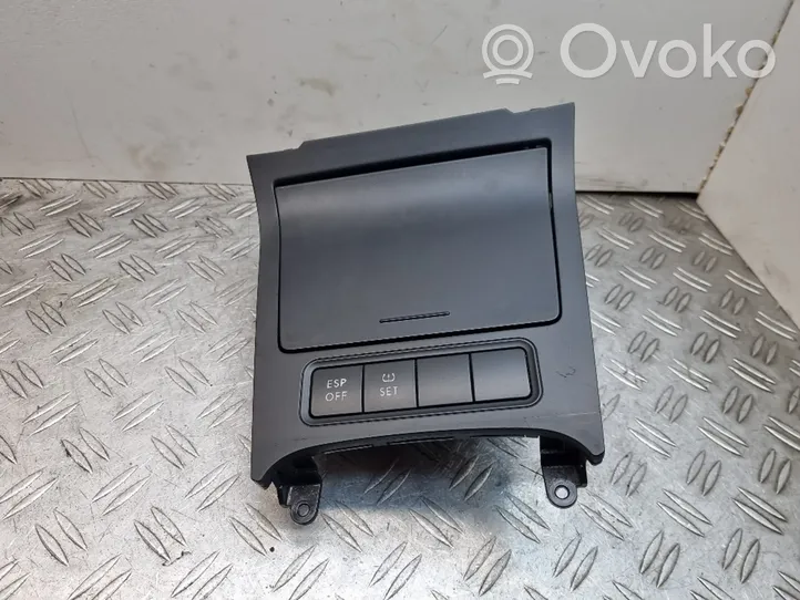 Volkswagen Eos Peleninė panelėje 1K0857961