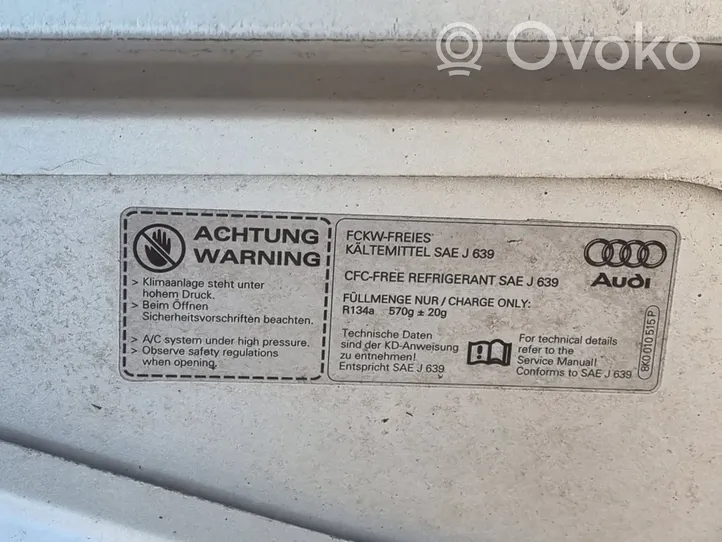 Audi A4 S4 B8 8K Konepelti 8K0010515P