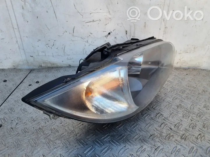 BMW 1 E82 E88 Lampa przednia 7249652