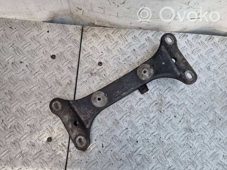 BMW 1 E82 E88 Support de boîte de vitesses 6778058