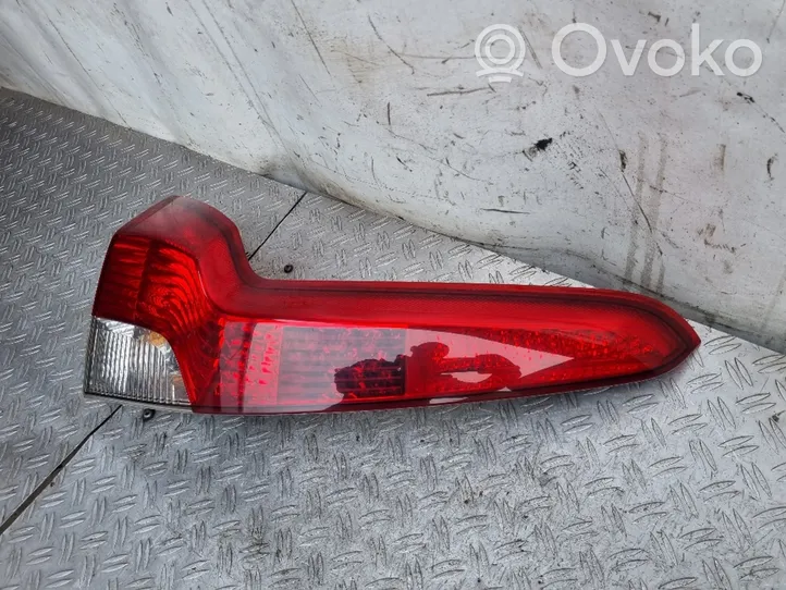 Volvo V50 Feux arrière / postérieurs 30744543