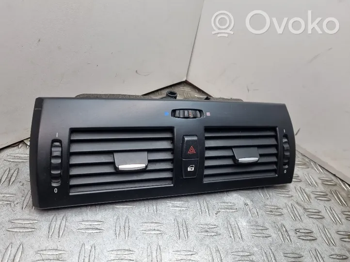 BMW X3 E83 Rejilla de ventilación central del panel 3415965